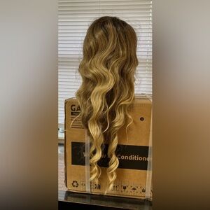 Wavy BLONDISH BROWN Hair Extension Fashion Wig 26 inch NEW